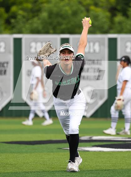 Thumbnail 3 in Southlake Carroll vs. Guyer (UIL 6A Regional Semifinal) photogallery.