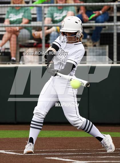Thumbnail 3 in Southlake Carroll vs. Guyer (UIL 6A Regional Semifinal) photogallery.