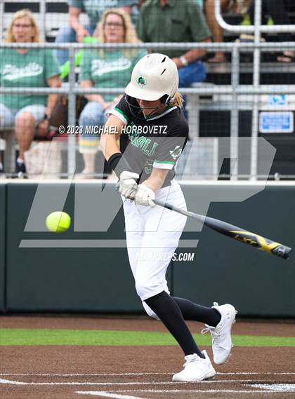 Thumbnail 1 in Southlake Carroll vs. Guyer (UIL 6A Regional Semifinal) photogallery.