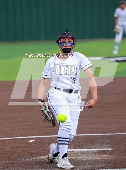 Thumbnail 1 in Southlake Carroll vs. Guyer (UIL 6A Regional Semifinal) photogallery.