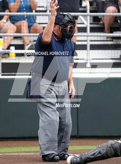Thumbnail 3 in Southlake Carroll vs. Guyer (UIL 6A Regional Semifinal) photogallery.