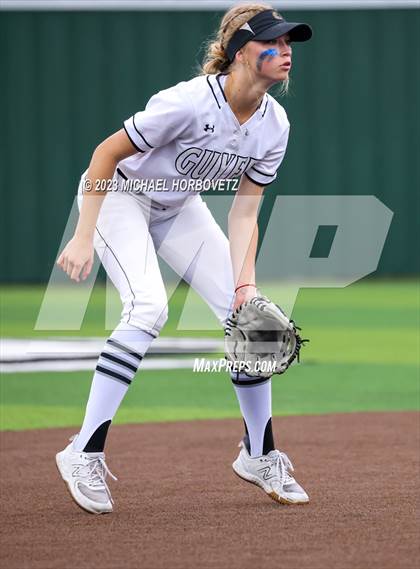 Thumbnail 2 in Southlake Carroll vs. Guyer (UIL 6A Regional Semifinal) photogallery.