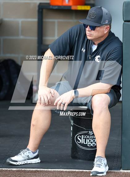 Thumbnail 1 in Southlake Carroll vs. Guyer (UIL 6A Regional Semifinal) photogallery.