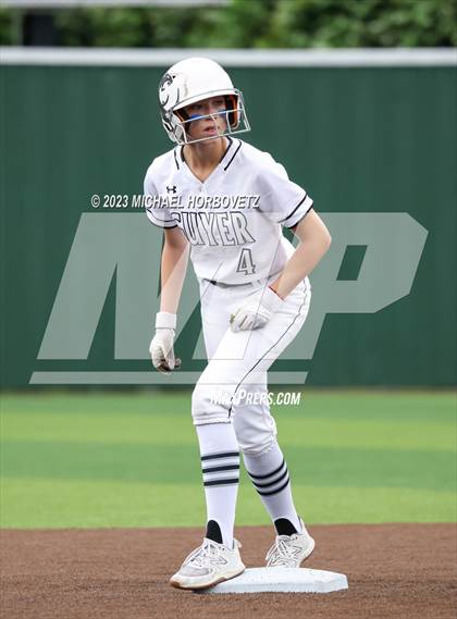 Thumbnail 3 in Southlake Carroll vs. Guyer (UIL 6A Regional Semifinal) photogallery.
