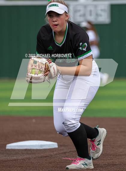 Thumbnail 3 in Southlake Carroll vs. Guyer (UIL 6A Regional Semifinal) photogallery.