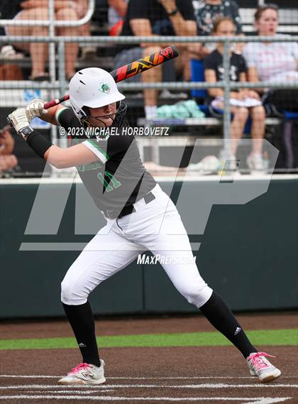 Thumbnail 3 in Southlake Carroll vs. Guyer (UIL 6A Regional Semifinal) photogallery.