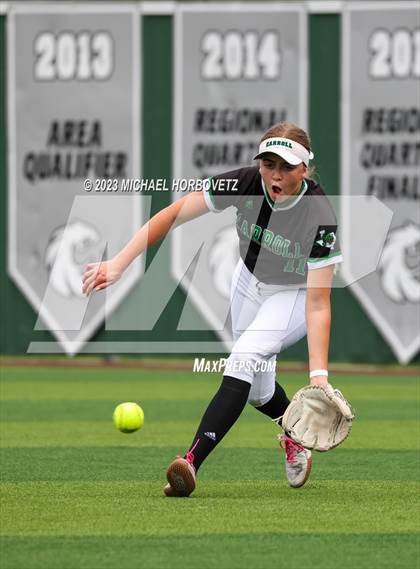 Thumbnail 1 in Southlake Carroll vs. Guyer (UIL 6A Regional Semifinal) photogallery.