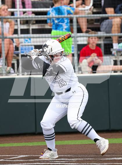 Thumbnail 2 in Southlake Carroll vs. Guyer (UIL 6A Regional Semifinal) photogallery.