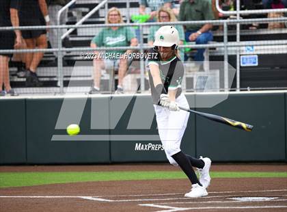 Thumbnail 1 in Southlake Carroll vs. Guyer (UIL 6A Regional Semifinal) photogallery.