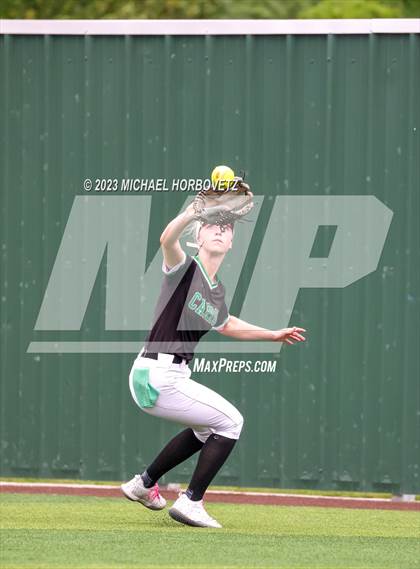 Thumbnail 1 in Southlake Carroll vs. Guyer (UIL 6A Regional Semifinal) photogallery.