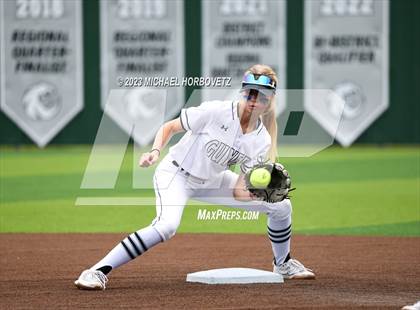 Thumbnail 3 in Southlake Carroll vs. Guyer (UIL 6A Regional Semifinal) photogallery.