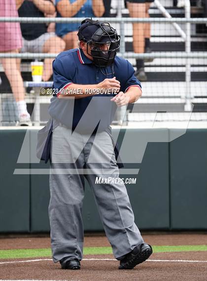 Thumbnail 1 in Southlake Carroll vs. Guyer (UIL 6A Regional Semifinal) photogallery.
