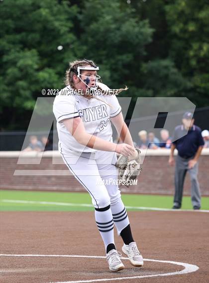 Thumbnail 3 in Southlake Carroll vs. Guyer (UIL 6A Regional Semifinal) photogallery.