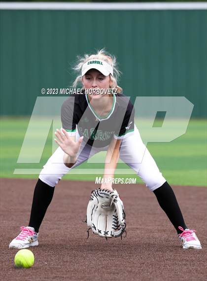 Thumbnail 3 in Southlake Carroll vs. Guyer (UIL 6A Regional Semifinal) photogallery.