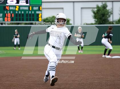 Thumbnail 3 in Southlake Carroll vs. Guyer (UIL 6A Regional Semifinal) photogallery.