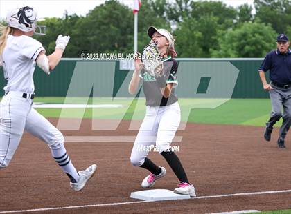 Thumbnail 3 in Southlake Carroll vs. Guyer (UIL 6A Regional Semifinal) photogallery.