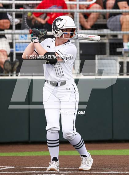 Thumbnail 1 in Southlake Carroll vs. Guyer (UIL 6A Regional Semifinal) photogallery.