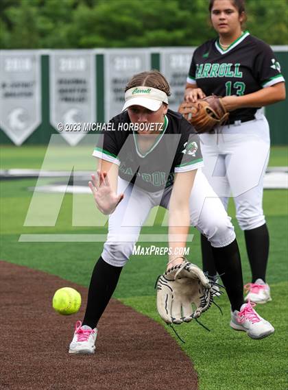 Thumbnail 2 in Southlake Carroll vs. Guyer (UIL 6A Regional Semifinal) photogallery.