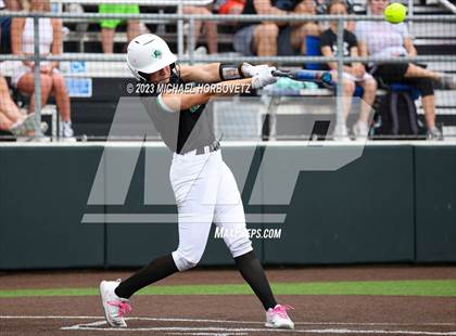 Thumbnail 3 in Southlake Carroll vs. Guyer (UIL 6A Regional Semifinal) photogallery.
