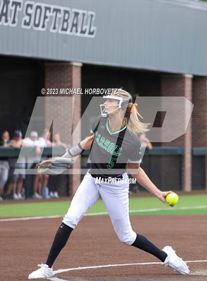 Thumbnail 2 in Southlake Carroll vs. Guyer (UIL 6A Regional Semifinal) photogallery.