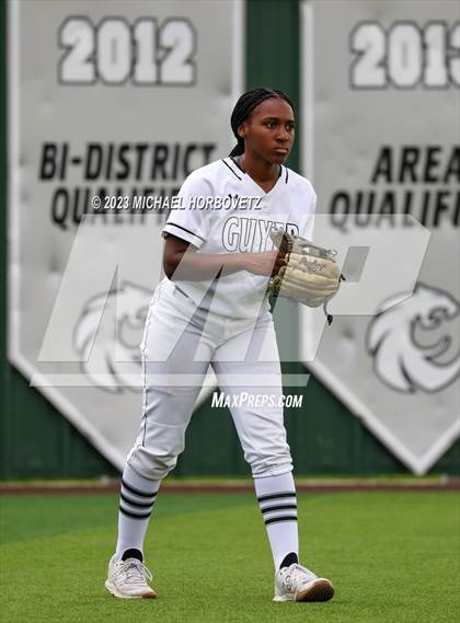 Thumbnail 2 in Southlake Carroll vs. Guyer (UIL 6A Regional Semifinal) photogallery.