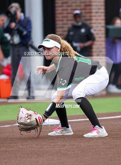 Thumbnail 2 in Southlake Carroll vs. Guyer (UIL 6A Regional Semifinal) photogallery.