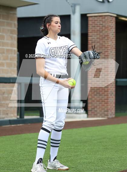 Thumbnail 2 in Southlake Carroll vs. Guyer (UIL 6A Regional Semifinal) photogallery.