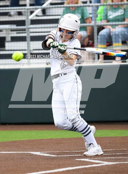 Thumbnail 1 in Southlake Carroll vs. Guyer (UIL 6A Regional Semifinal) photogallery.