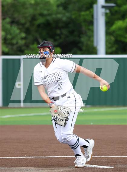 Thumbnail 3 in Southlake Carroll vs. Guyer (UIL 6A Regional Semifinal) photogallery.