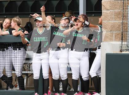 Thumbnail 3 in Southlake Carroll vs. Guyer (UIL 6A Regional Semifinal) photogallery.