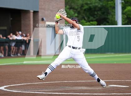 Thumbnail 1 in Southlake Carroll vs. Guyer (UIL 6A Regional Semifinal) photogallery.