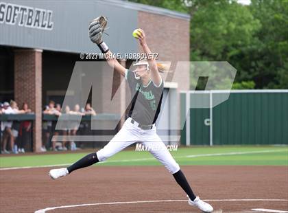 Thumbnail 3 in Southlake Carroll vs. Guyer (UIL 6A Regional Semifinal) photogallery.