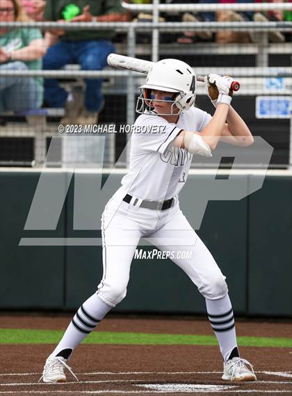 Thumbnail 3 in Southlake Carroll vs. Guyer (UIL 6A Regional Semifinal) photogallery.