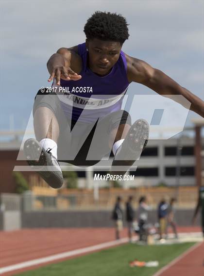 Thumbnail 3 in CIF Los Angeles City Section Track and Field Championships (Field Events)  photogallery.