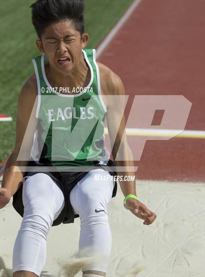 Thumbnail 3 in CIF Los Angeles City Section Track and Field Championships (Field Events)  photogallery.