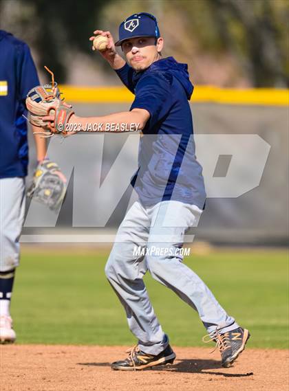Thumbnail 2 in Apollo @ Mountain Pointe photogallery.
