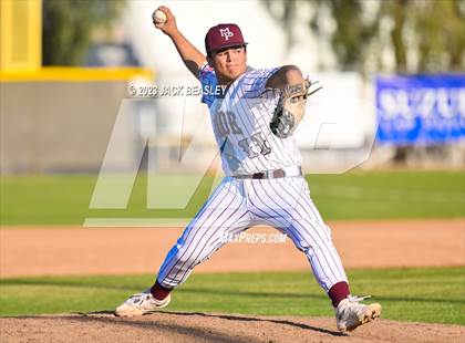 Thumbnail 3 in Apollo @ Mountain Pointe photogallery.