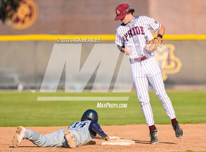 Thumbnail 1 in Apollo @ Mountain Pointe photogallery.