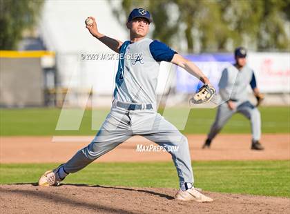 Thumbnail 2 in Apollo @ Mountain Pointe photogallery.
