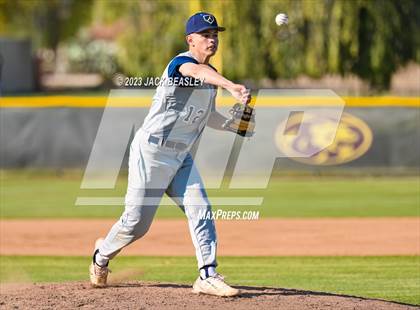 Thumbnail 1 in Apollo @ Mountain Pointe photogallery.