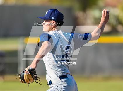 Thumbnail 1 in Apollo @ Mountain Pointe photogallery.
