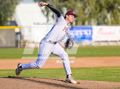 Thumbnail 1 in Apollo @ Mountain Pointe photogallery.