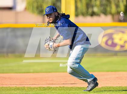 Thumbnail 1 in Apollo @ Mountain Pointe photogallery.