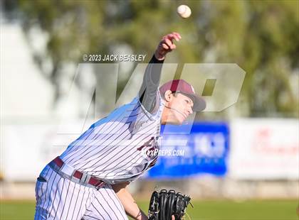 Thumbnail 1 in Apollo @ Mountain Pointe photogallery.
