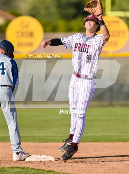 Thumbnail 2 in Apollo @ Mountain Pointe photogallery.