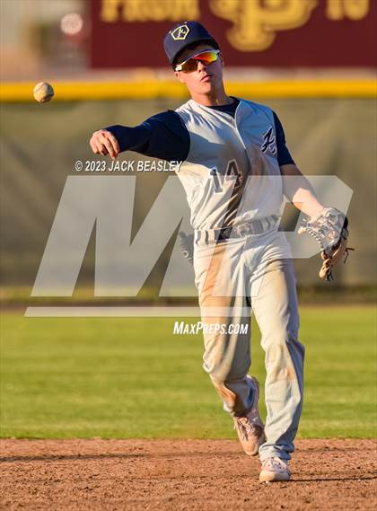 Thumbnail 2 in Apollo @ Mountain Pointe photogallery.