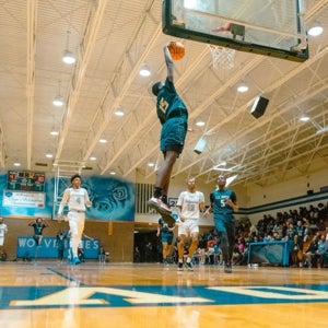 Carnell Davis