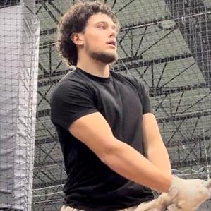 Easton Kretzer