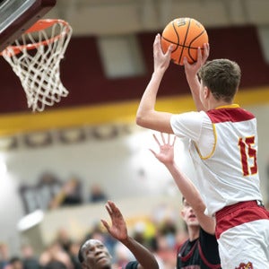 Donovan Bauer-Reeves mugshot