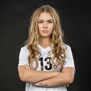 Dakota Barker